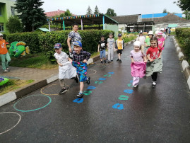 Счастливое детство! Счастливое детство!.